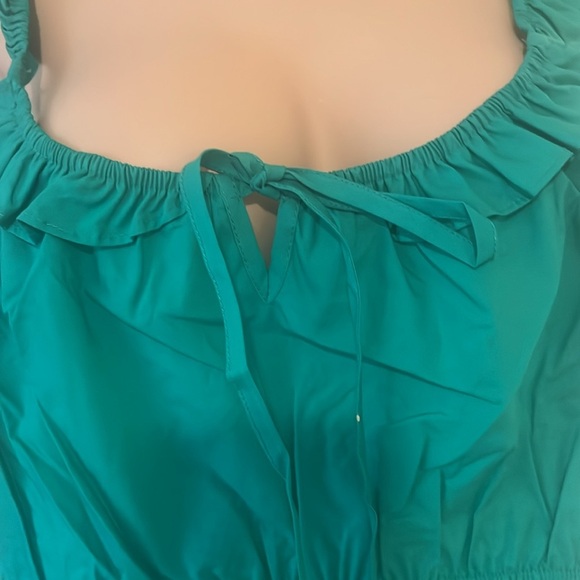 Green Tank Top - Picture 2 of 4